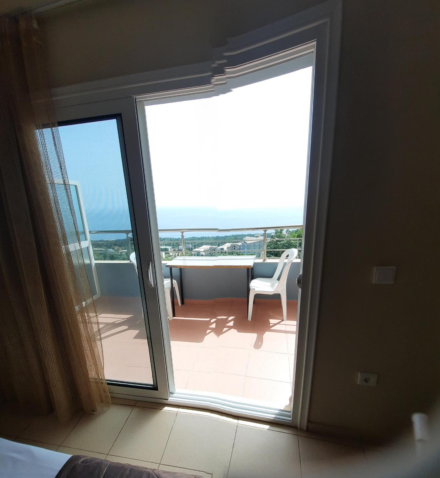 Aparthotel Avanda *
