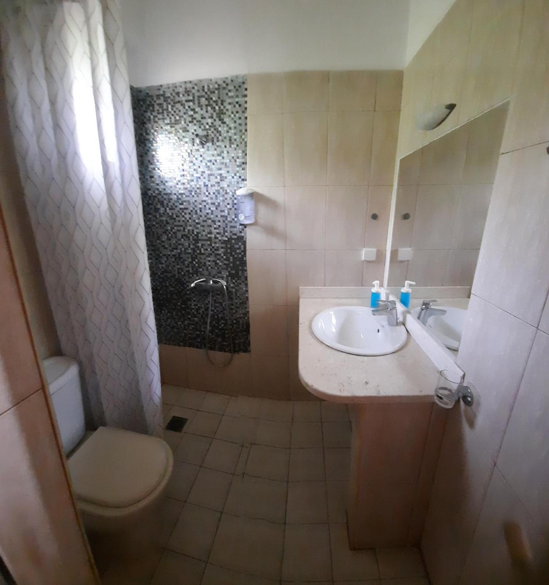 Avanda Aparthotel *